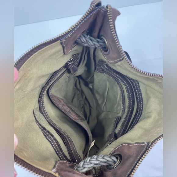 Firenze Bella Cross Body Aztec Tapestry & Leather Tassel Stud Detail Handbag - Picture 8 of 10